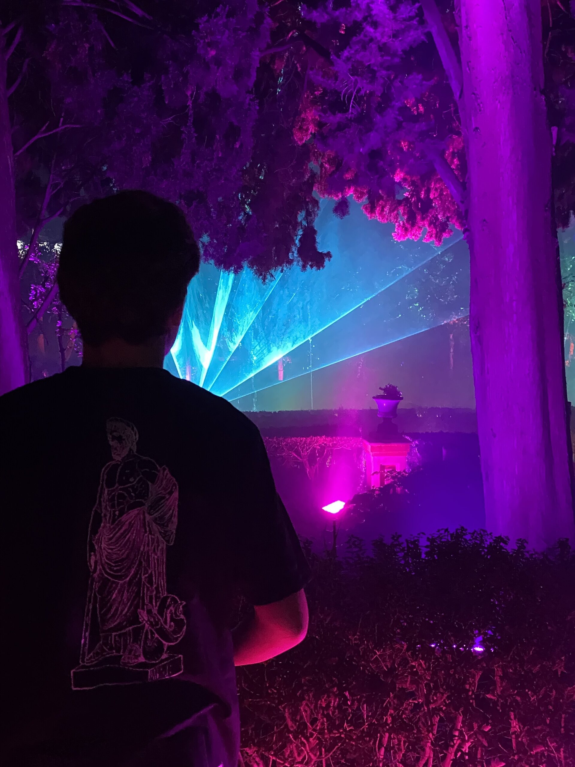 CAMISETA NEGRA DIOS GRIEGO - 3